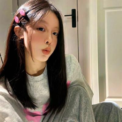 偷窥狂小姐
